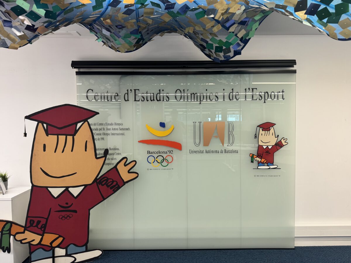 Mural del Centre d’Estudis Olímpics de la Universitat Autònoma de Barcelona