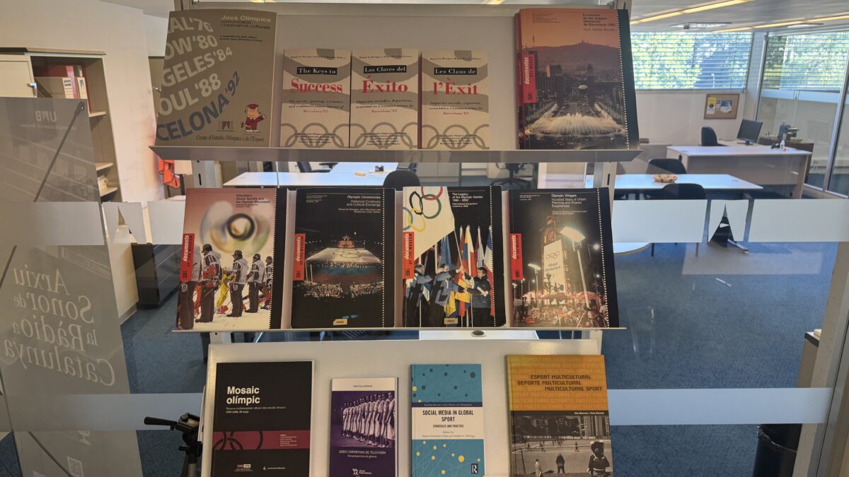 La estantería de libros, capítulos del CEO-UAB