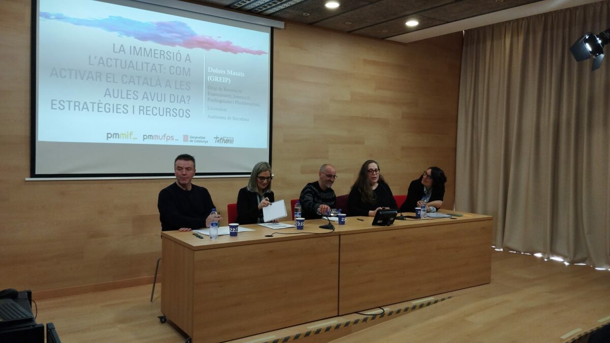 Dra. Masats presenta a la jornada d'immersió lingüística